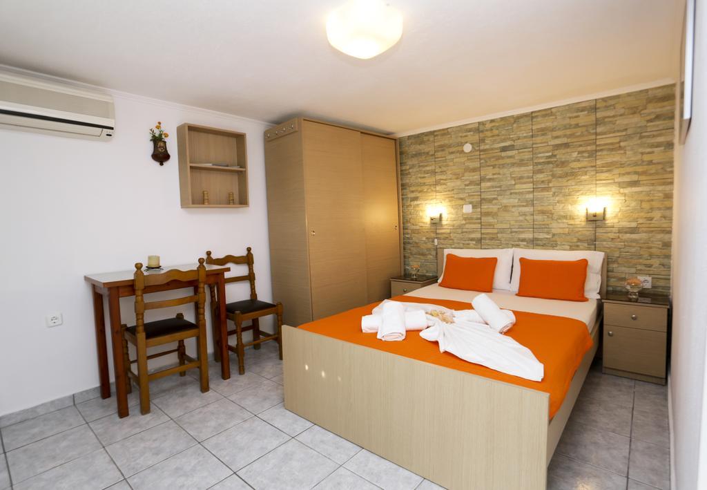 Sunset Studios Skala Marion Room photo